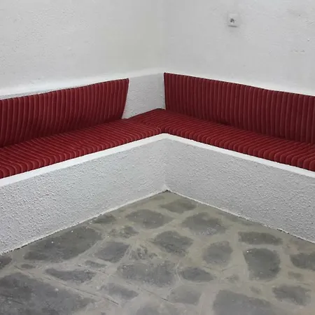 بيت للعطل Loutra Sea View *